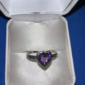 Sterling silver amethyst heart ring